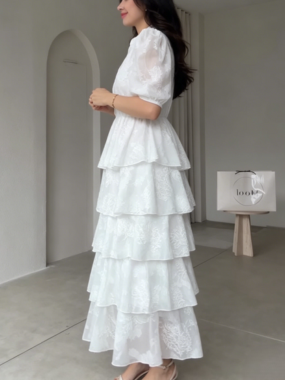 Elegant Tiered Lace Midi Dress